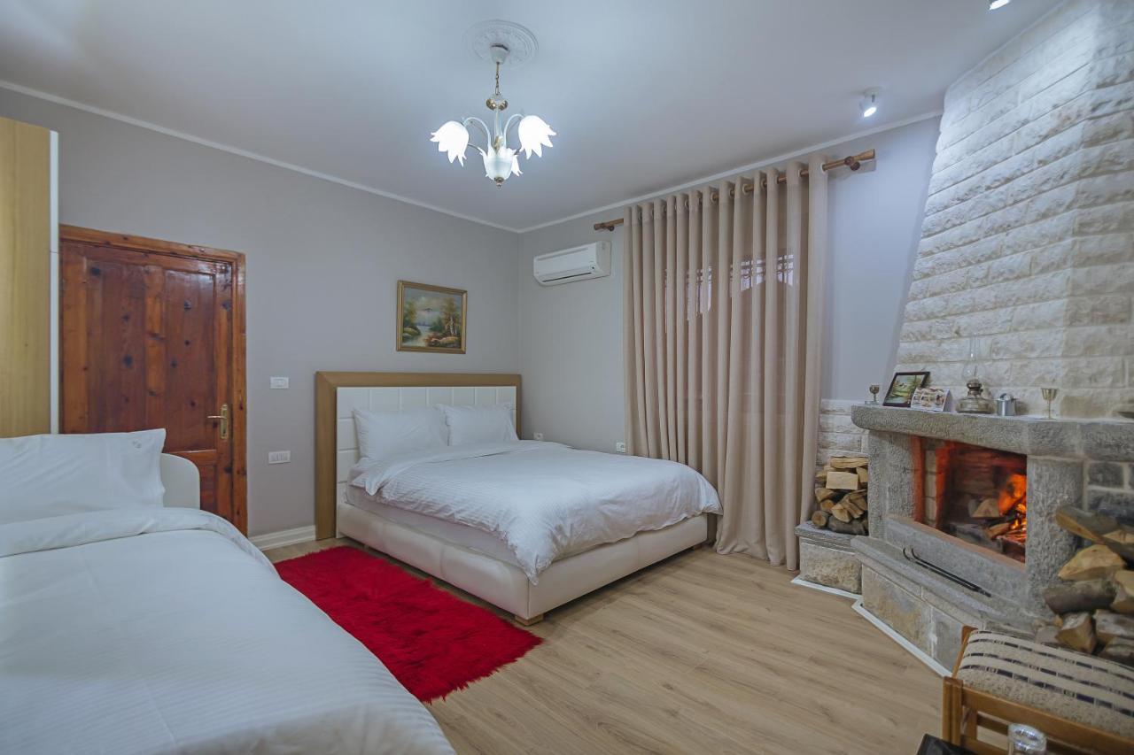 Vila 1 Korce Exterior photo